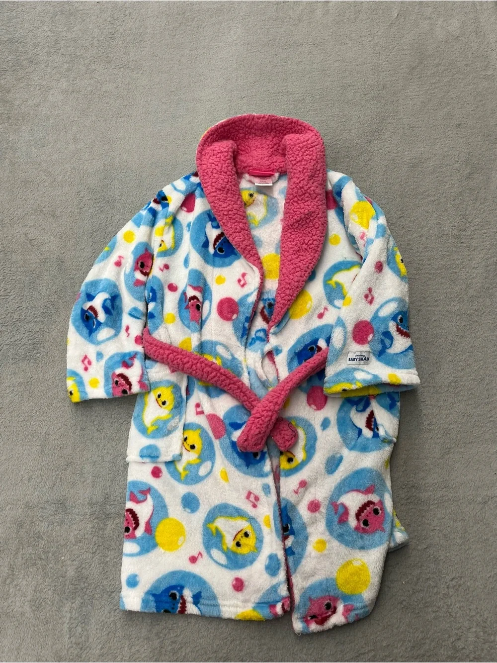 Pinkfong Baby Shark Bathrobe Toddler Girls Size 4T